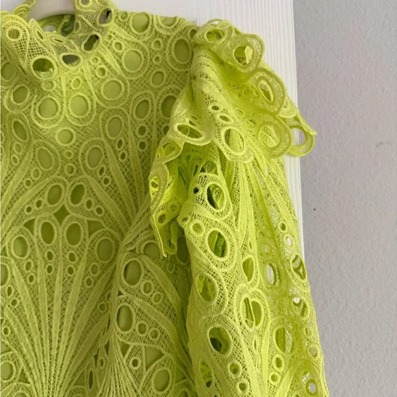 Lace ruffled mini dress - neon Lime Green - Picture 3 of 6